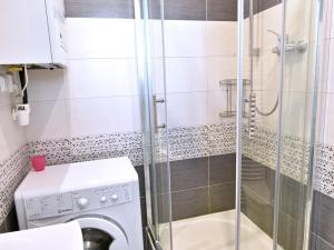 Pronájem bytu 1+kk, Praha - Krč, Obětí 6. května, 40 m2