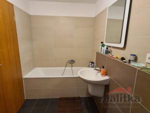 Pronájem bytu 2+kk, Opava - Kateřinky, Hálkova, 50 m2