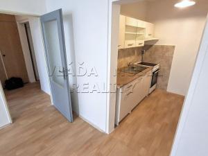 Pronájem bytu 2+kk, Praha - Michle, Ohradní, 40 m2