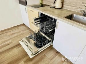 Pronájem bytu 2+kk, Praha - Vinohrady, Pod Zvonařkou, 42 m2