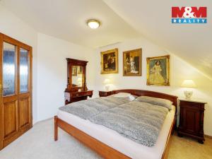 Prodej rodinného domu, Veleň - Mírovice, Na návsi, 478 m2