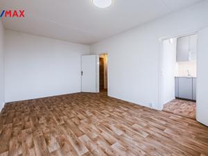 Pronájem bytu 1+kk, Praha - Troja, Sosnovecká, 29 m2