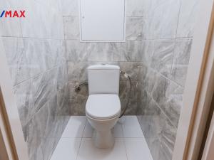 Pronájem bytu 1+kk, Praha - Troja, Sosnovecká, 29 m2