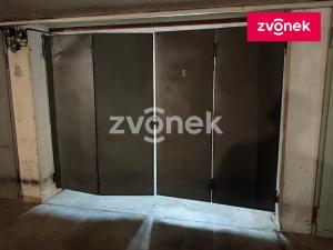 Pronájem garáže, Zlín, U Náhonu, 18 m2