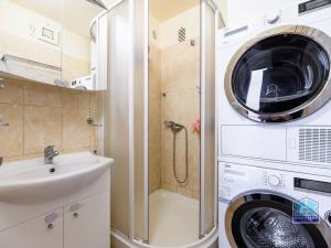 Prodej bytu 2+1, Plzeň - Skvrňany, Vojanova, 65 m2