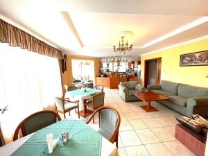 Prodej ubytování, Děpoltovice, 550 m2