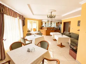 Prodej ubytování, Děpoltovice, 450 m2