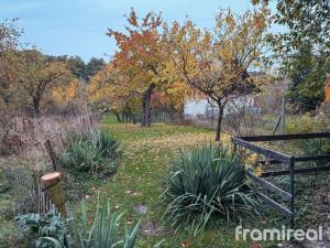 Prodej zahrady, Brno, Kaštanová, 1403 m2