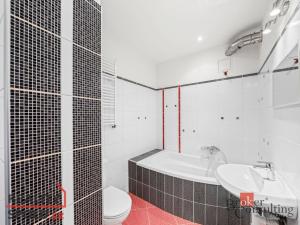 Prodej bytu 2+kk, Plzeň - Jižní Předměstí, Politických vězňů, 57 m2