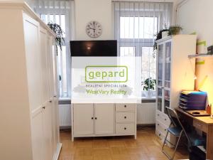 Pronájem bytu 2+1, Karlovy Vary, náměstí Dr. M. Horákové, 59 m2