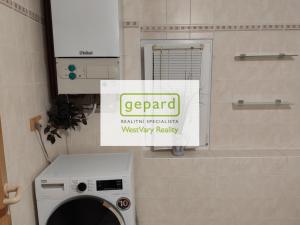 Pronájem bytu 2+1, Karlovy Vary, náměstí Dr. M. Horákové, 59 m2