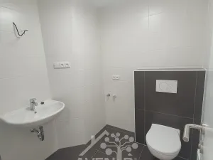 Prodej bytu 1+kk, Jablonec nad Nisou, Anenské náměstí, 61 m2