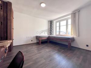 Pronájem bytu 2+kk, Praha - Braník, Pod vinohradem, 60 m2