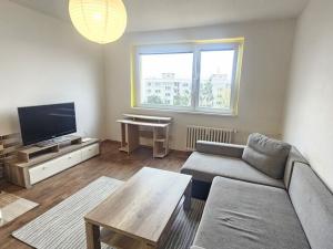 Prodej bytu 2+kk, Ústí nad Labem - Severní Terasa, Rabasova, 42 m2