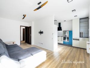 Pronájem bytu 3+kk, Praha - Vokovice, Tobrucká, 68 m2