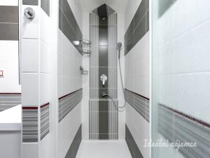 Pronájem bytu 3+kk, Praha - Vokovice, Tobrucká, 68 m2