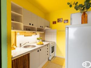 Prodej bytu 2+kk, Kladno, Vít. Nezvala, 44 m2