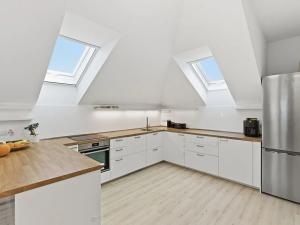 Prodej bytu 4+kk, Křížkový Újezdec, 158 m2