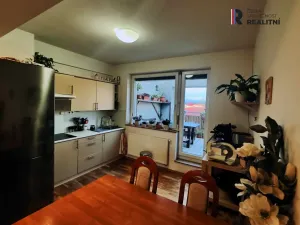 Prodej atypického bytu, Kroměříž, náměstí Míru, 178 m2