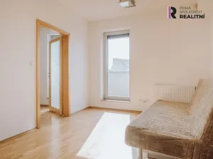 Prodej bytu 6+kk a větší, Kroměříž, náměstí Míru, 178 m2