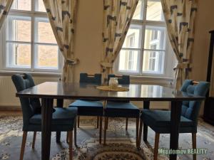 Pronájem bytu 4+kk, Praha - Staré Město, Týnská ulička, 105 m2