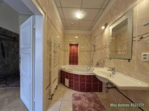 Pronájem bytu 4+kk, Praha - Staré Město, Týnská ulička, 105 m2