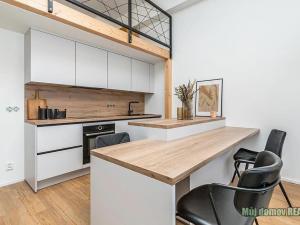 Pronájem bytu 1+kk, Praha - Žižkov, Malešická, 40 m2