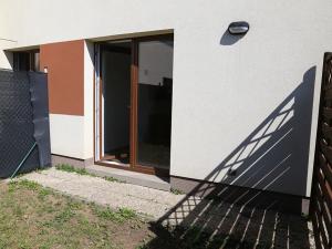 Pronájem bytu 1+kk, Libčice nad Vltavou, Letecká, 42 m2