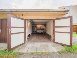 Pronájem garáže, Šumperk, K. H. Máchy, 23 m2