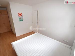 Pronájem bytu 2+kk, Praha - Smíchov, Nad Palatou, 30 m2