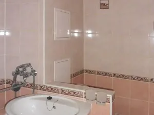 Pronájem bytu 1+1, Jirkov, Studentská, 38 m2