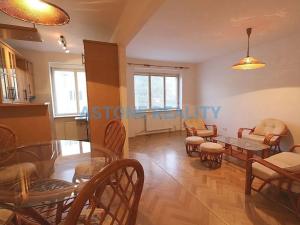 Pronájem bytu 2+kk, Praha - Břevnov, Junácká, 56 m2