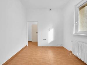 Prodej bytu 2+1, Praha - Strašnice, Na stezce, 40 m2