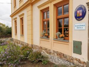 Prodej rodinného domu, Svinaře, Větrná, 156 m2