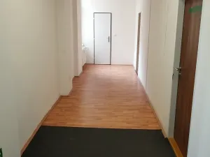 Pronájem kanceláře, Karlovy Vary, T. G. Masaryka, 40 m2