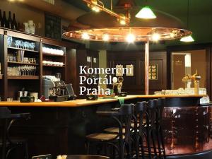 Pronájem restaurace, Praha - Smíchov, Radlická, 488 m2