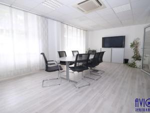 Pronájem kanceláře, Praha - Smíchov, Bozděchova, 107 m2