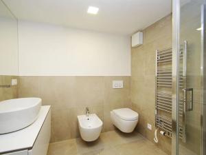 Pronájem bytu 3+kk, Praha - Nové Město, Bolzanova, 79 m2