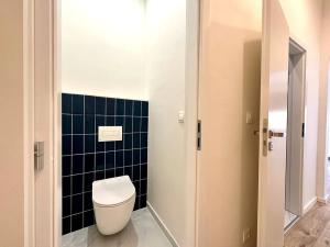 Pronájem bytu 2+kk, Praha, Zenklova, 43 m2