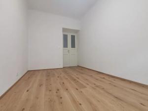 Prodej bytu 3+kk, Praha - Nové Město, Legerova, 72 m2