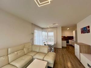 Pronájem bytu 3+kk, Praha - Stodůlky, Toufarova, 68 m2