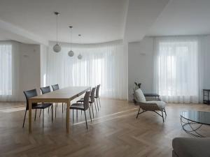 Pronájem bytu 6+kk a větší, Praha - Bubeneč, Na Marně, 273 m2