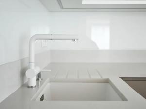 Pronájem bytu 6+kk a větší, Praha - Bubeneč, Na Marně, 273 m2