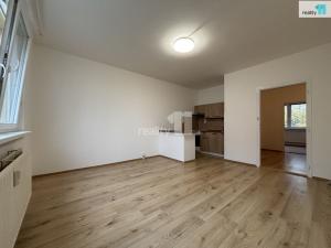 Pronájem bytu 2+kk, Česká Lípa, U Nemocnice, 40 m2
