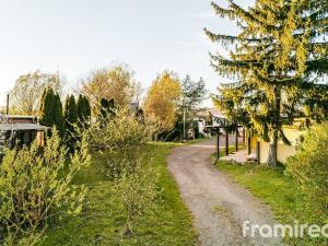 Prodej komerčního pozemku, Strachotín, 2851 m2