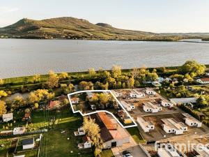 Prodej komerčního pozemku, Strachotín, 2851 m2