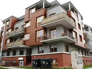 Pronájem garážového stání, Praha - Žižkov, V zahrádkách, 16 m2