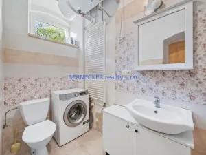 Prodej rodinného domu, Babice, 227 m2