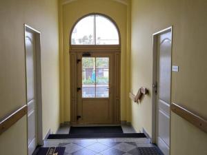 Pronájem obchodního prostoru, Bílina - Chudeřice, Náměstí, 440 m2