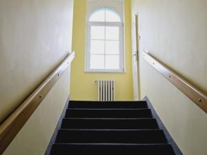 Pronájem obchodního prostoru, Bílina - Chudeřice, Náměstí, 440 m2